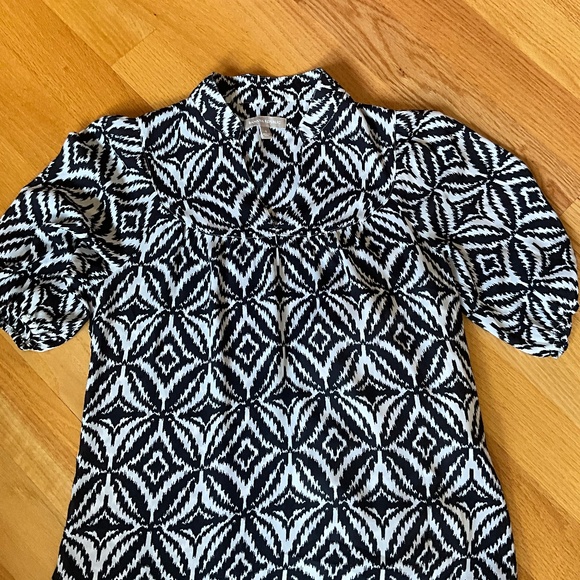 Banana Republic White and Navy Silky Dress - Picture 9 of 9